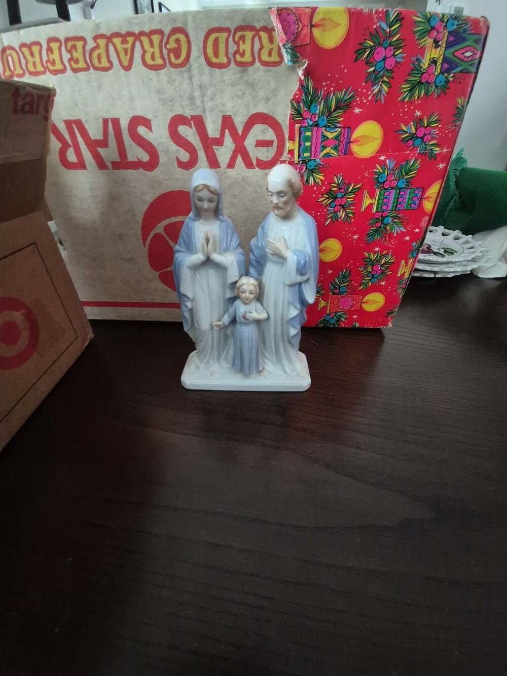 Lipper And Mann Holy Family Figurine Statue Mary Joseph Jesus